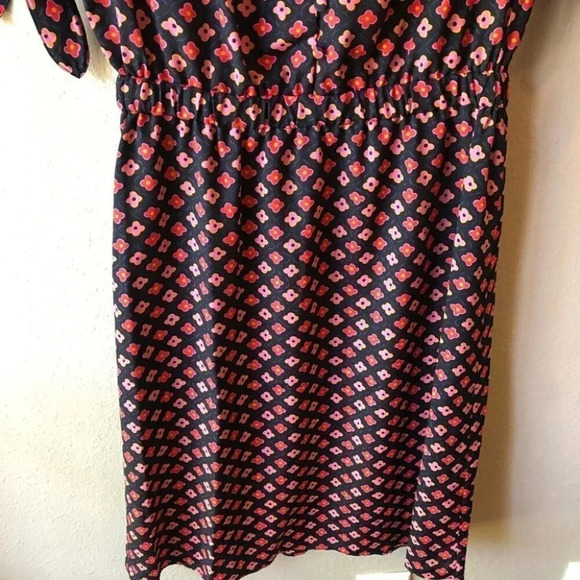 Trina Turk Dress Pink Floral Tie- Sleeve Button Front Blouson Dress Size 2 NWT - Picture 5 of 12